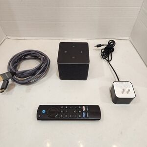 Amazon Fire TV Cube (newest model), Hands-free streaming device Wi-Fi 6E 4K